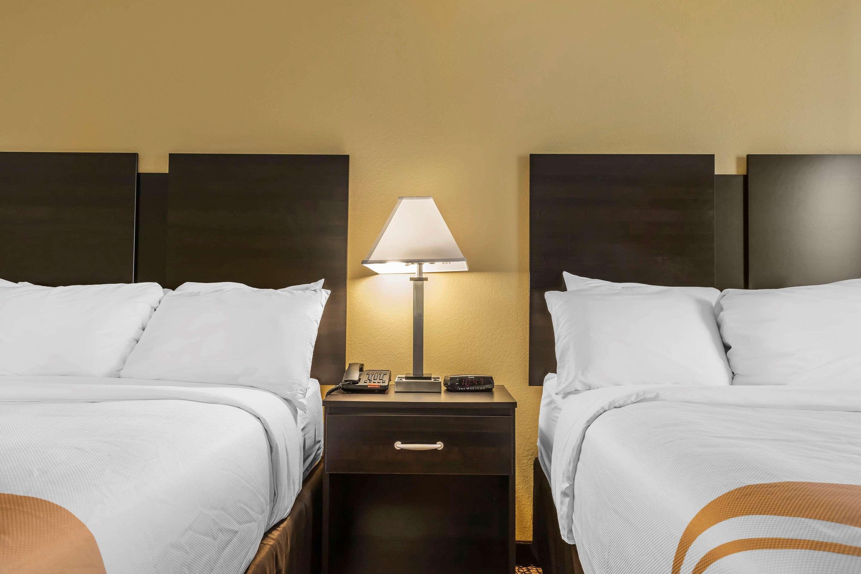 Quality & Hotel Harmarville